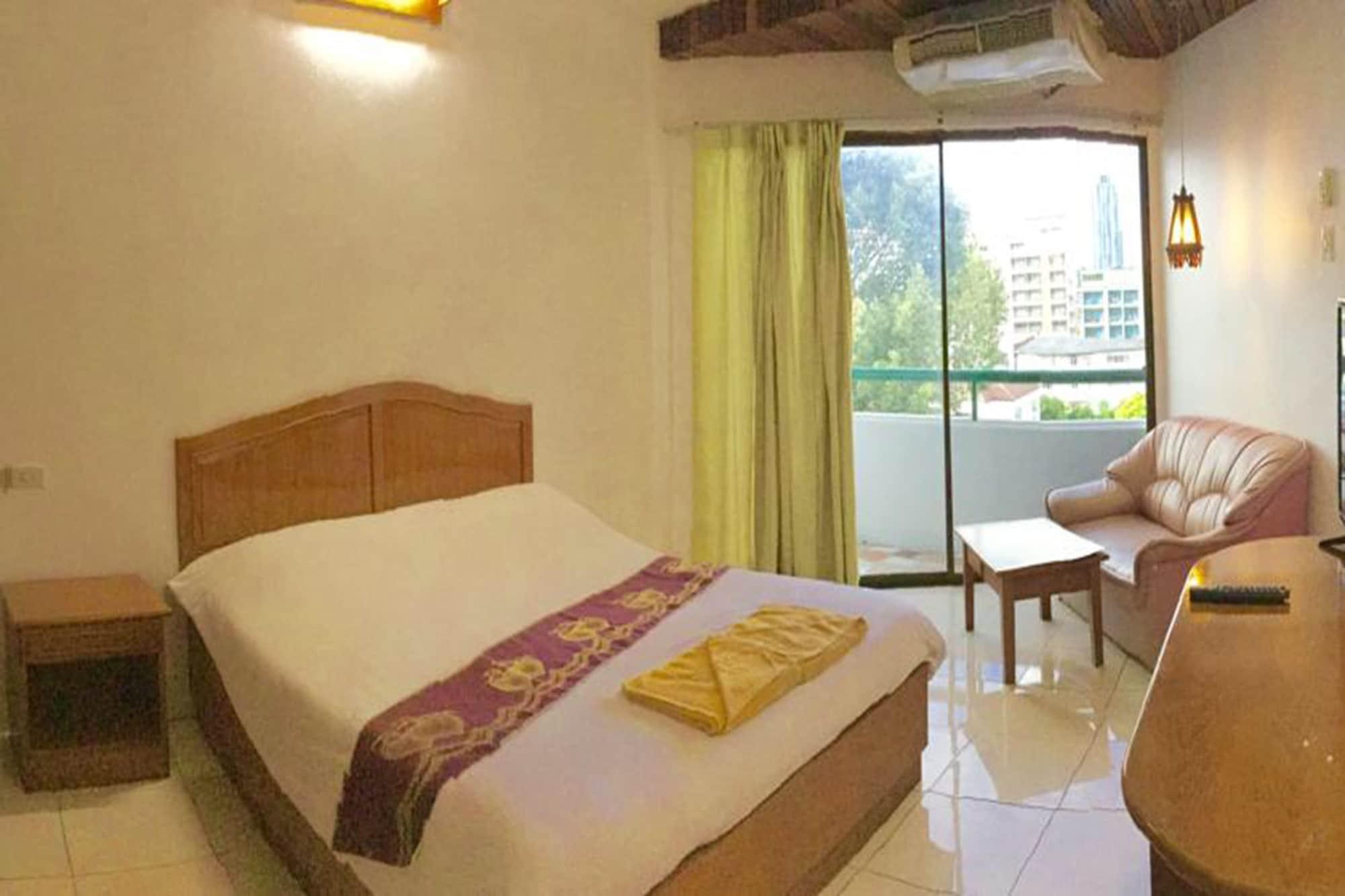 Arcadia Mansion Hotell Pattaya Exteriör bild