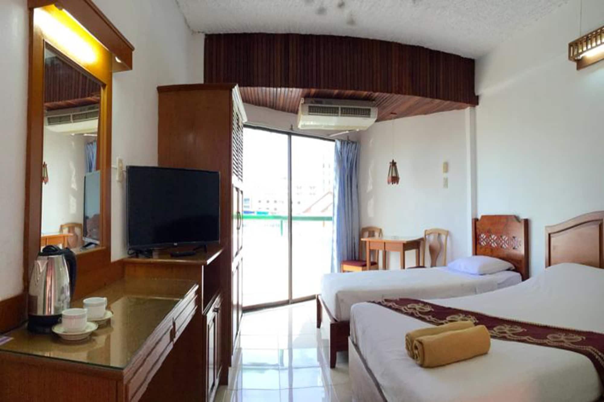 Arcadia Mansion Hotell Pattaya Exteriör bild