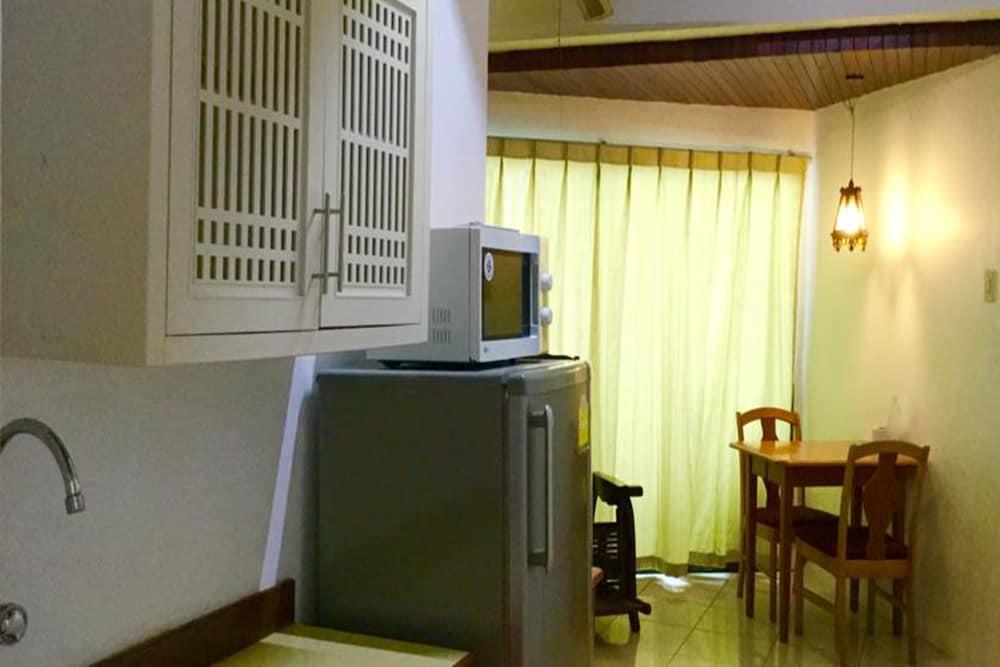 Arcadia Mansion Hotell Pattaya Exteriör bild