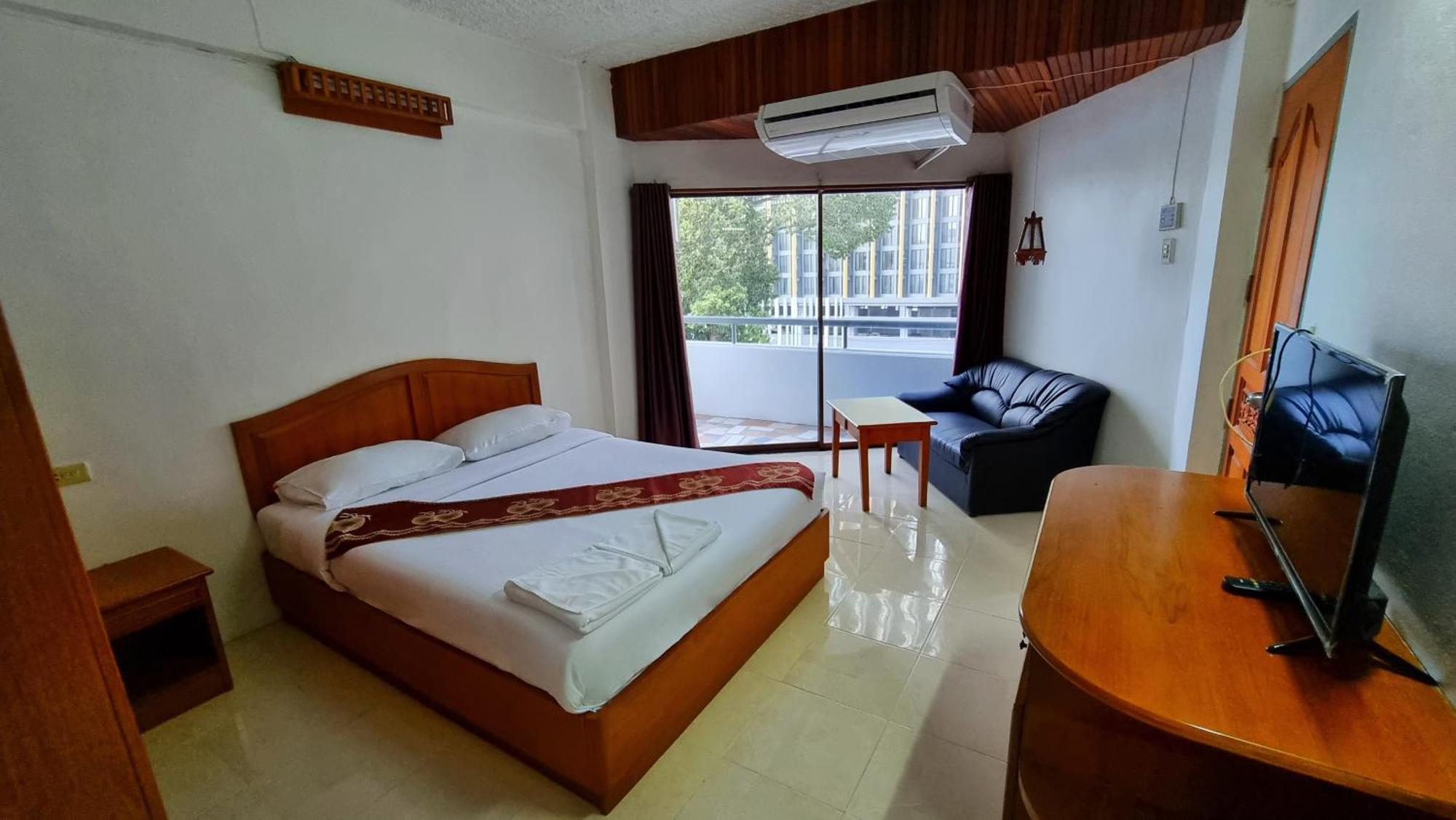 Arcadia Mansion Hotell Pattaya Exteriör bild