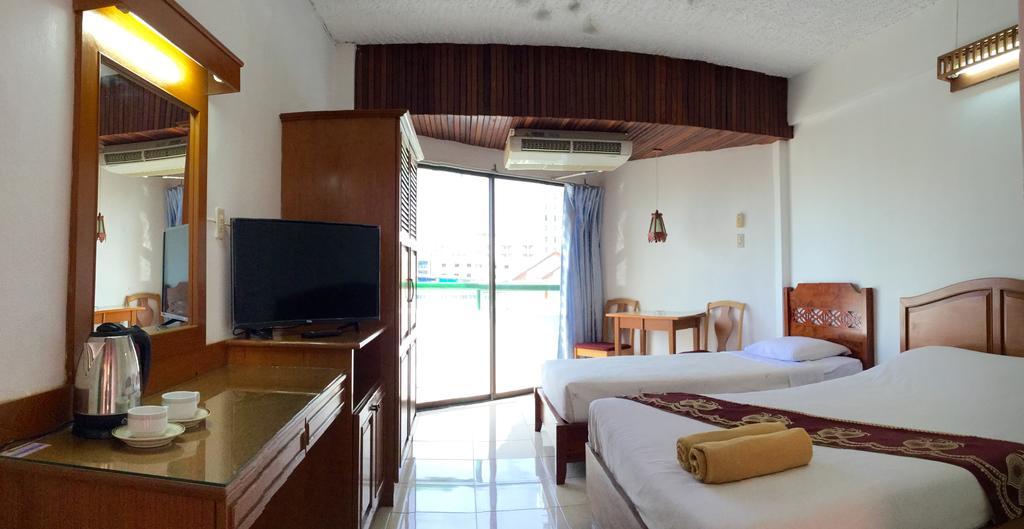 Arcadia Mansion Hotell Pattaya Exteriör bild